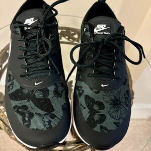 Nike Air Max Thea GS SE - Black Butterfly Print - Size 6.5 Youth - Gently Used